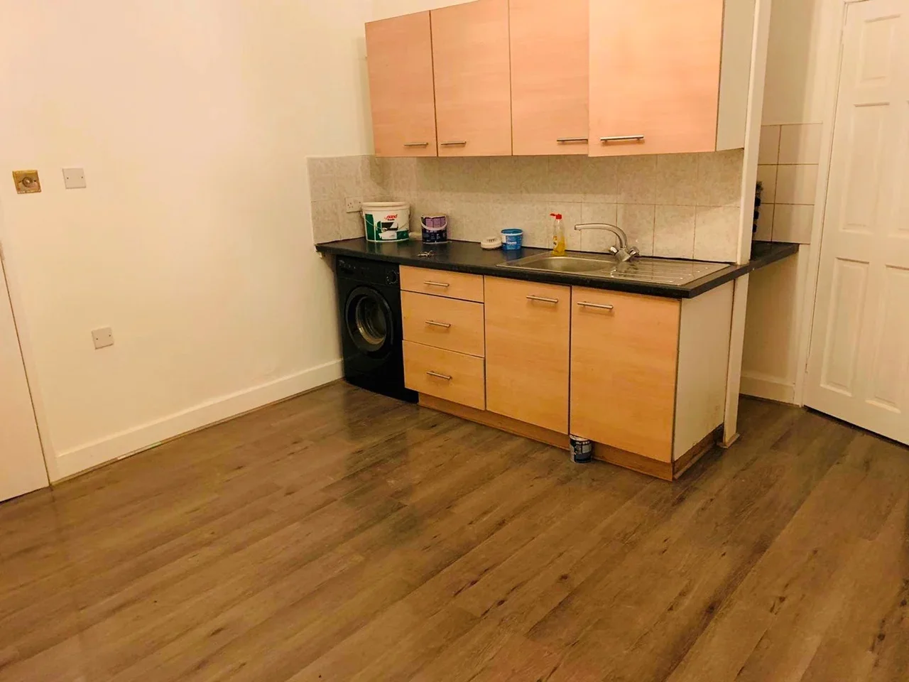 Flat Romford Road in Greater London
