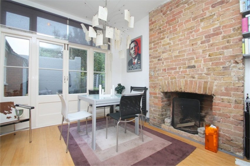 Flat Laleham Road in Borough of Spelthorne
