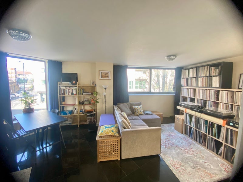 Room Tudor Road in Greater London