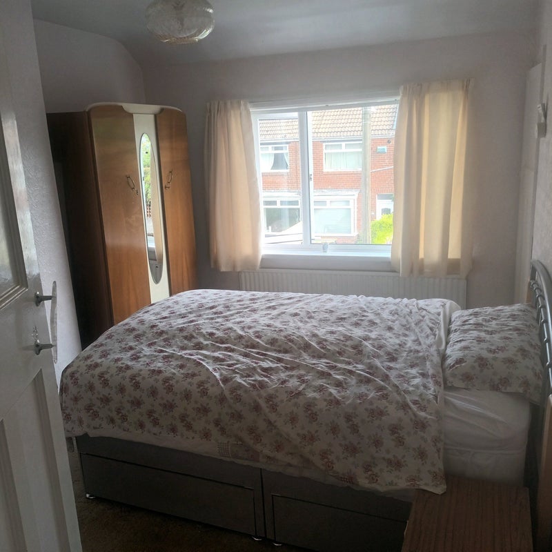 Room Hudson Avenue in Horden