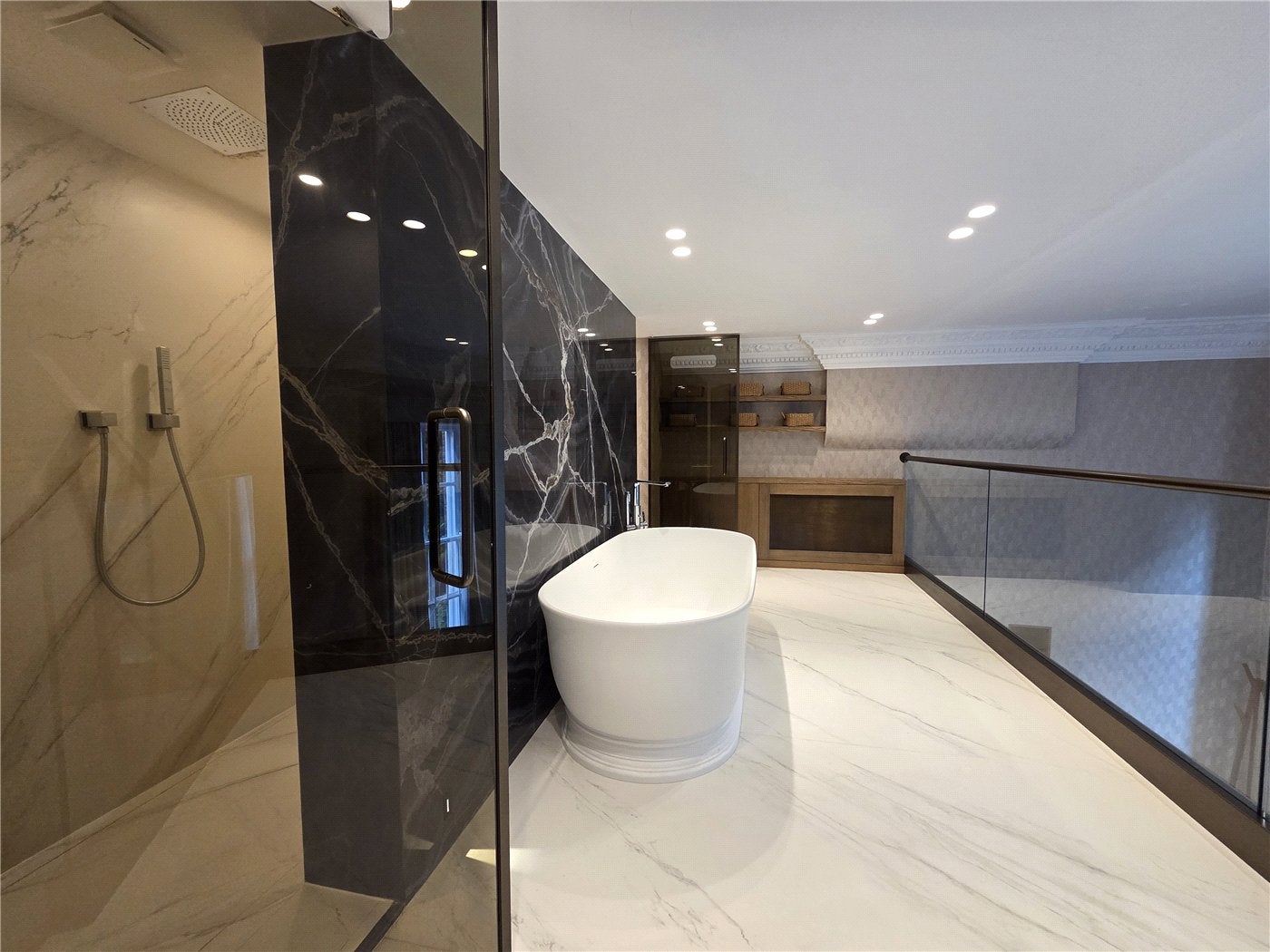 Flat Cadogan Square in Greater London