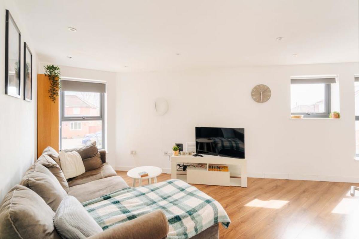 Flat Melton Crescent in Bristol