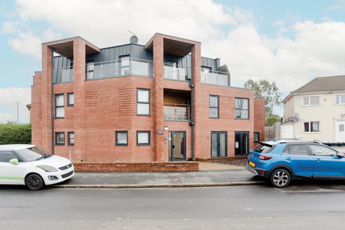 Flat Melton Crescent in Bristol