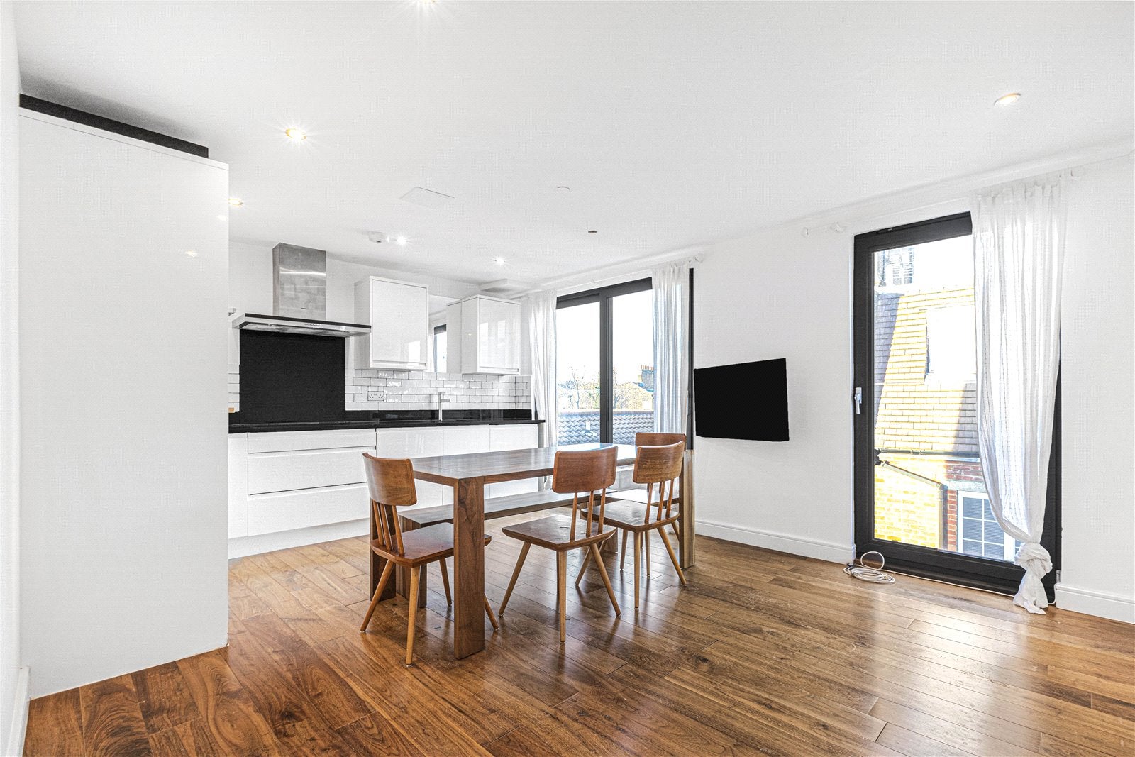 Flat Providence Place in Greater London