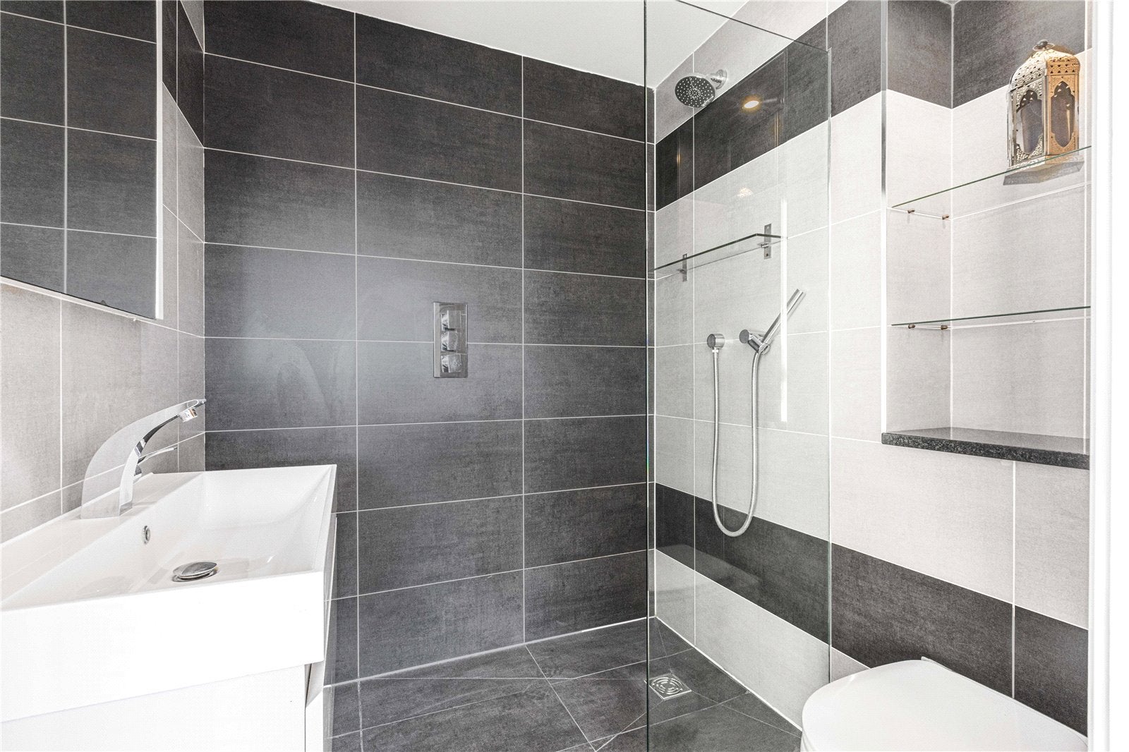 Flat Providence Place in Greater London