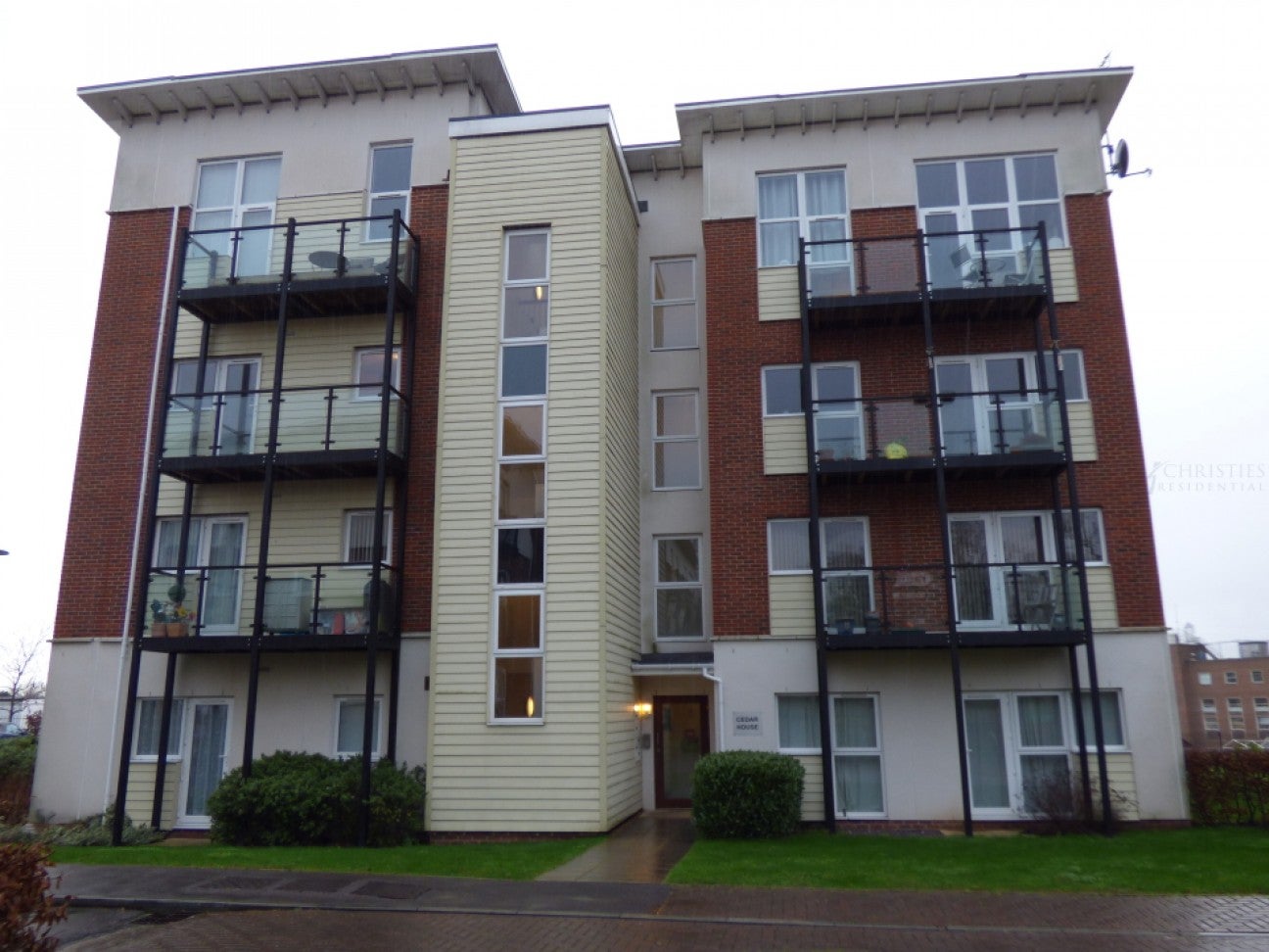 Flat Park View Road in Mole Valley