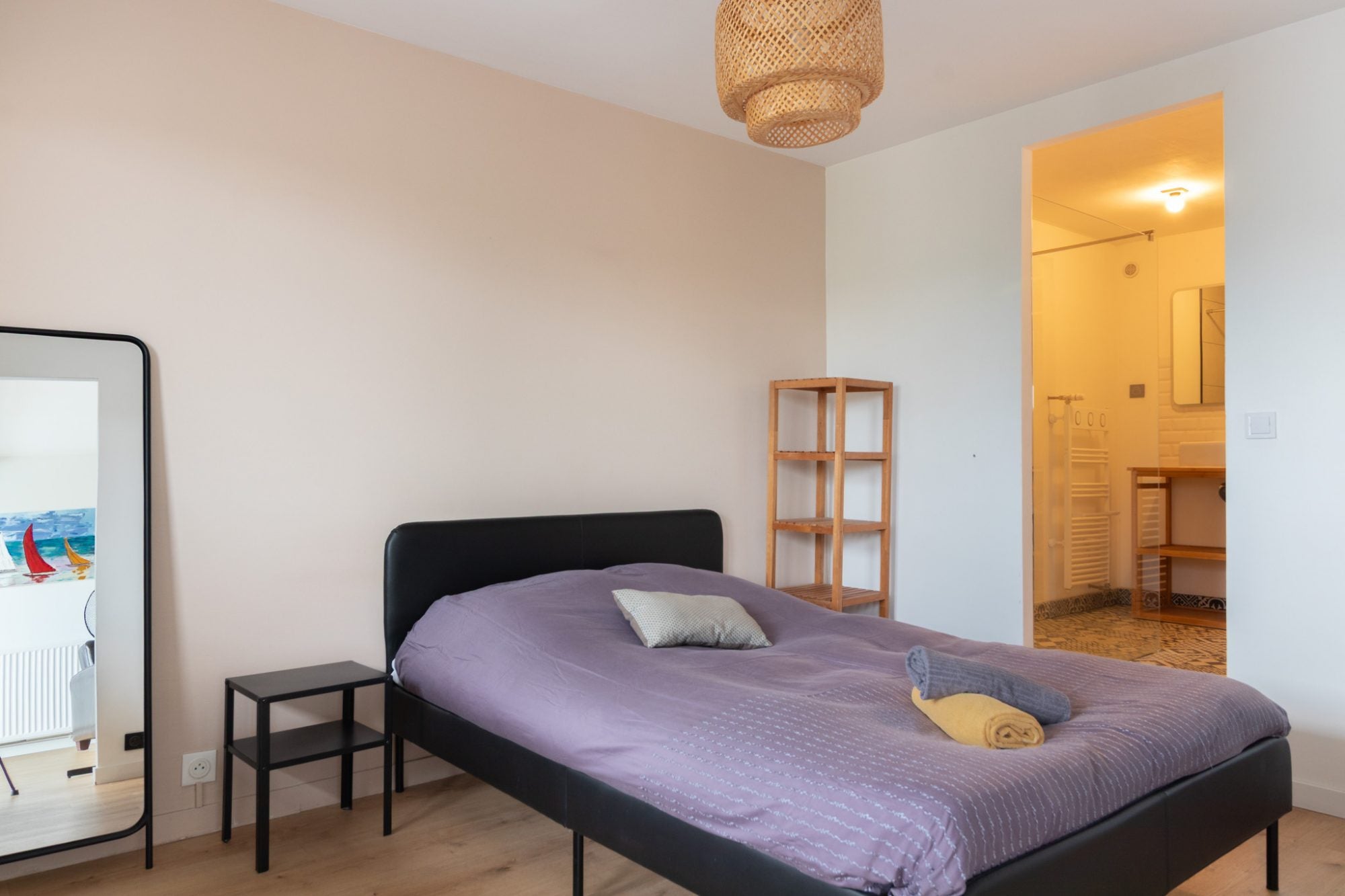 Flat Rue Chantecrit in Bordeaux