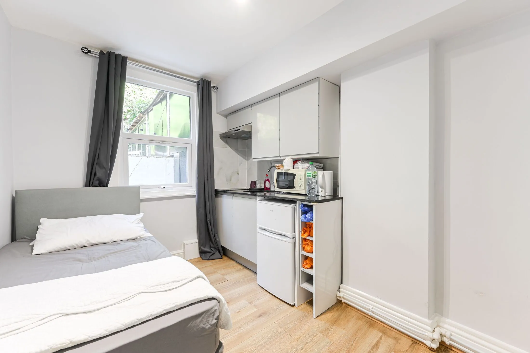Flat Lexham Gardens in Greater London