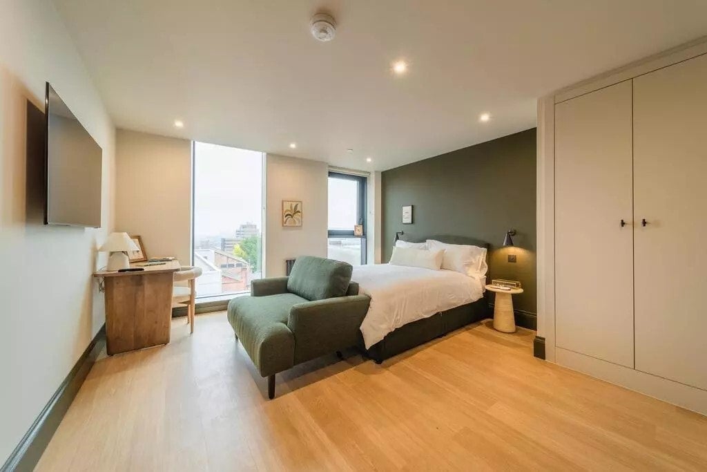 Flat Westfield Terrace in Sheffield