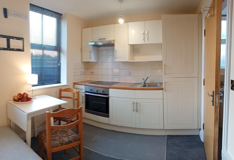 Flat Carnarvon Road in Bournemouth