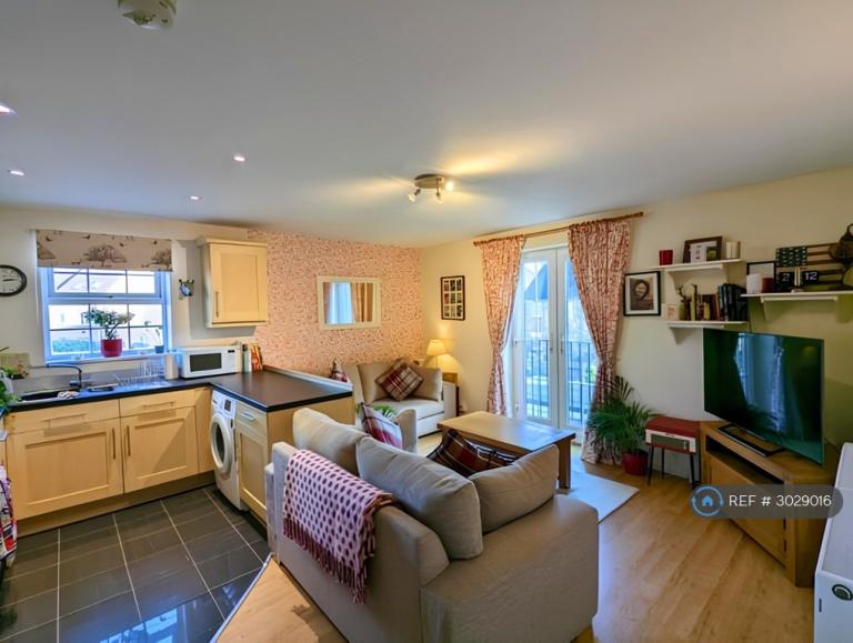 Flat Coningham Avenue in York