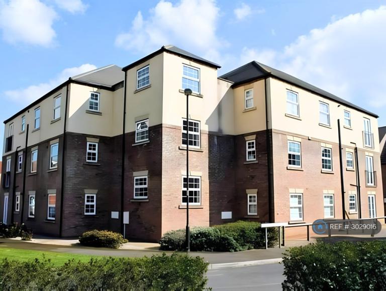 Flat Coningham Avenue in York