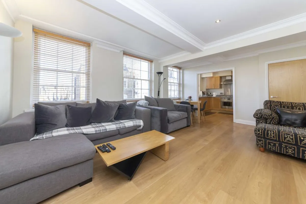 Flat Great James Street in Greater London