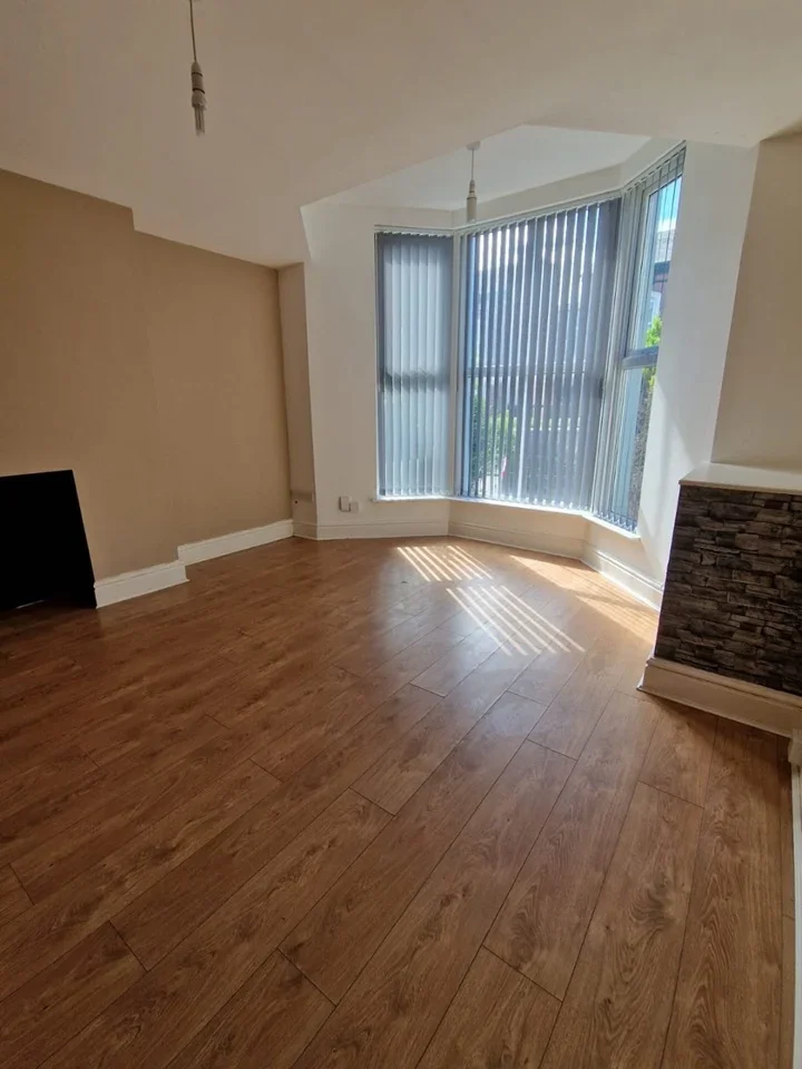 Flat Radstock Road in Liverpool