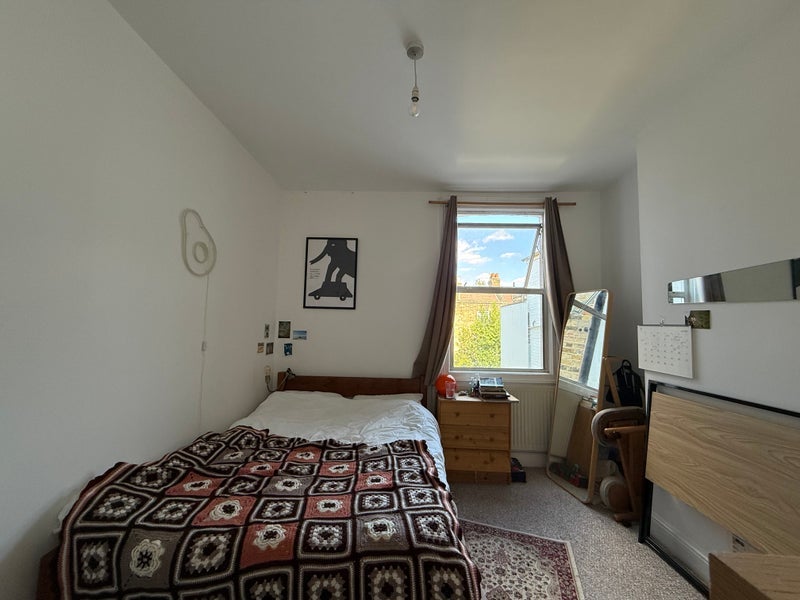 Room Keston Road in Greater London