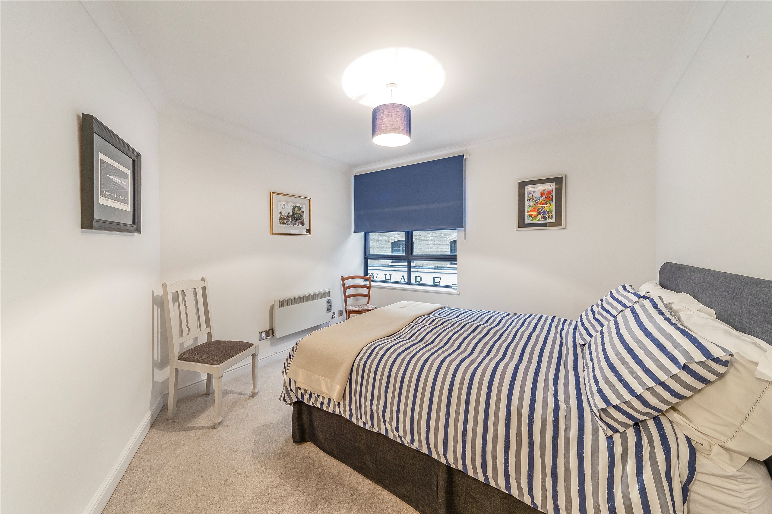 Flat Curlew Street in Greater London