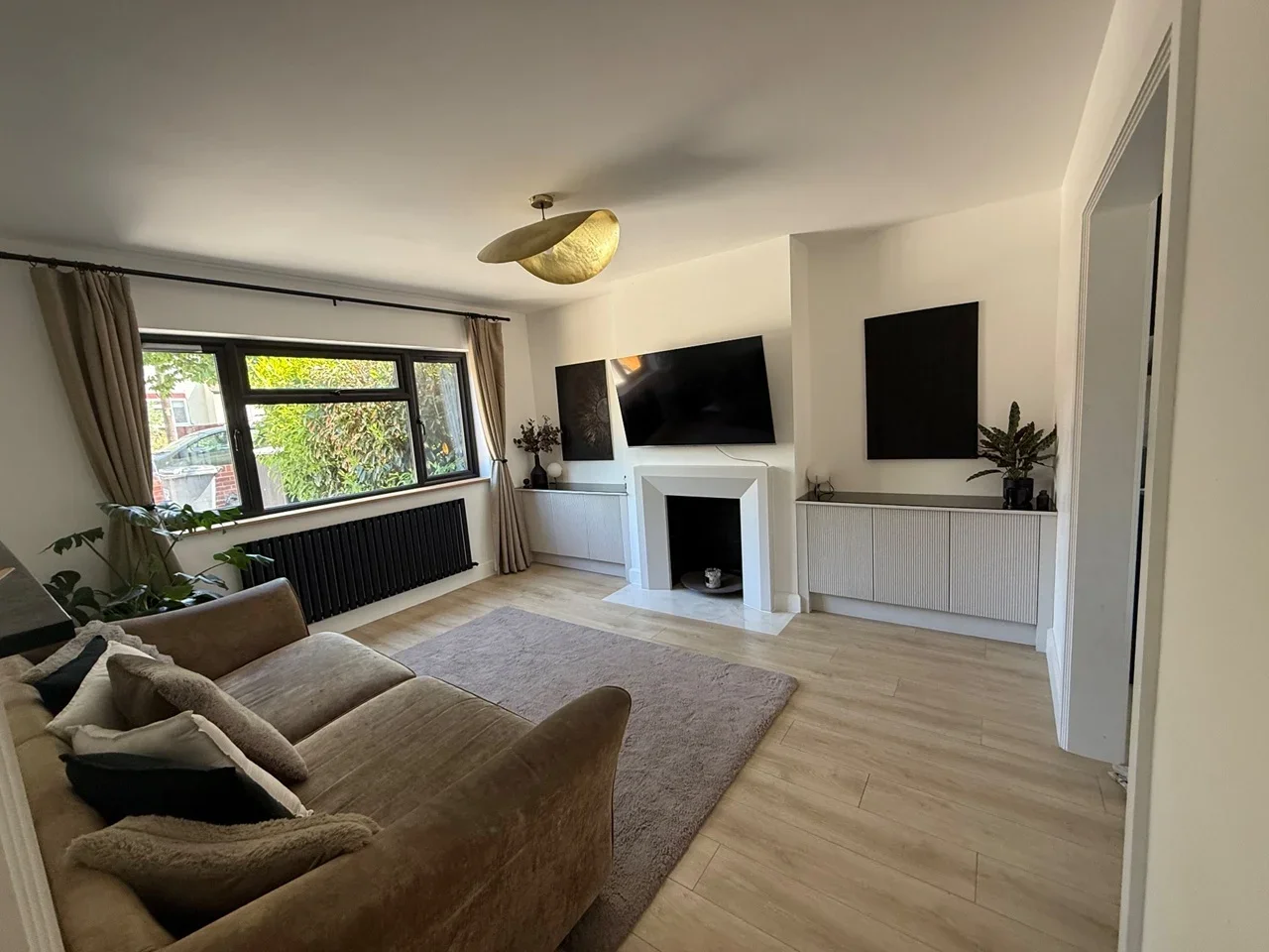 House Bassetts Way in Greater London