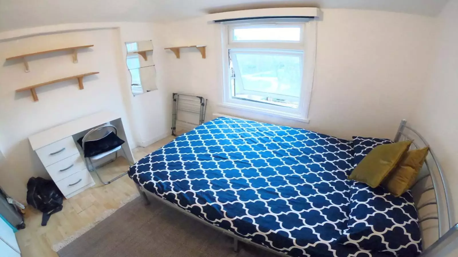 Room St Martin's Close in Greater London