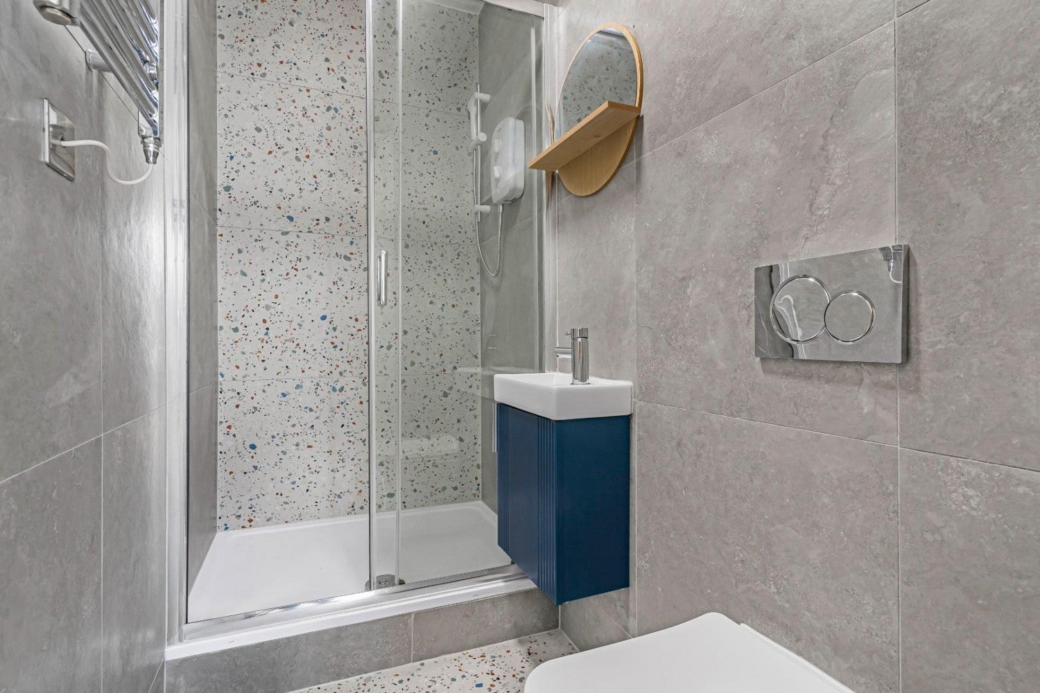 Flat Daneville Road in Greater London