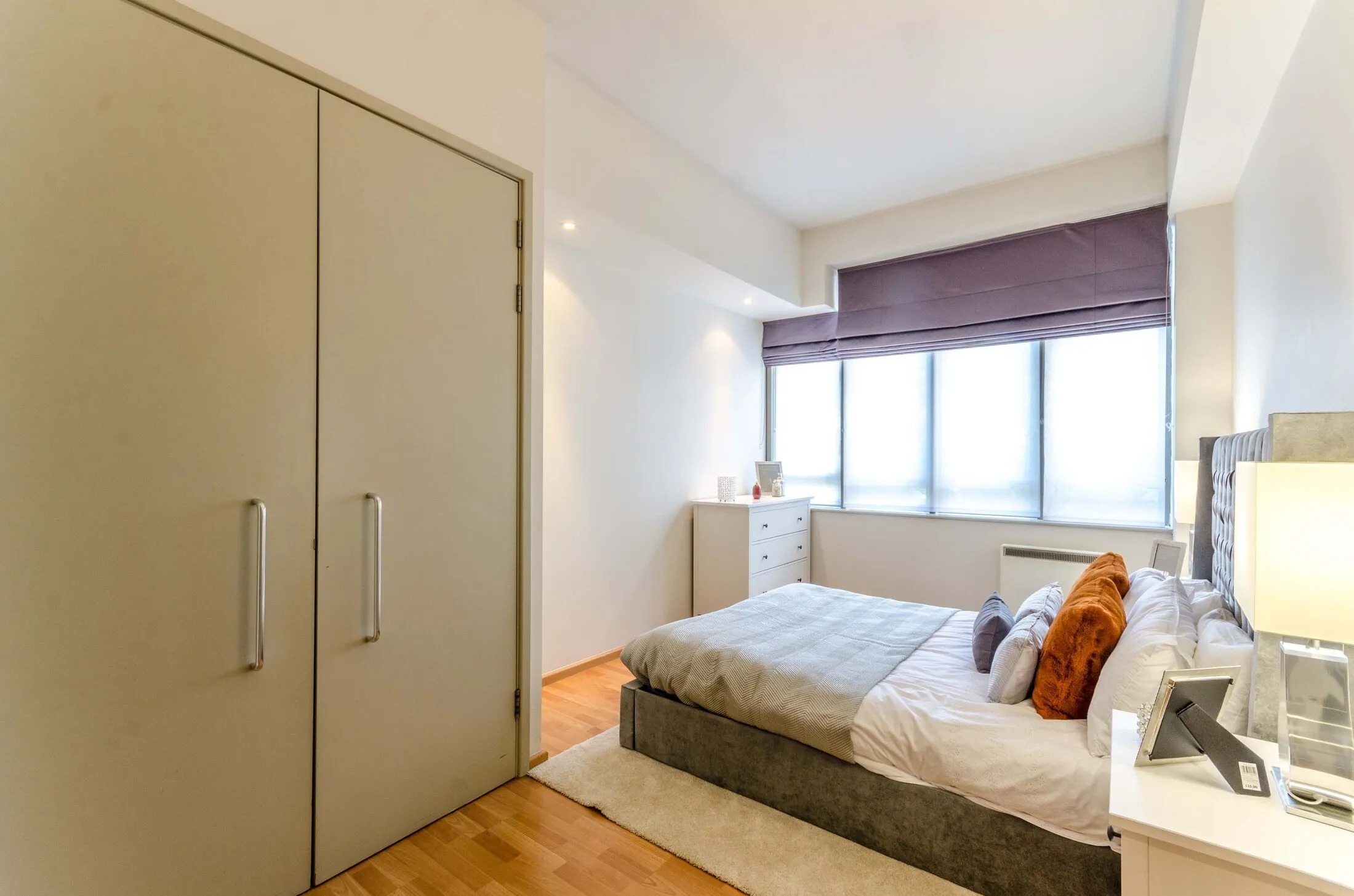 Flat Dingley Road in Greater London