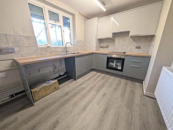 Flat Thirsk Road in Hertsmere