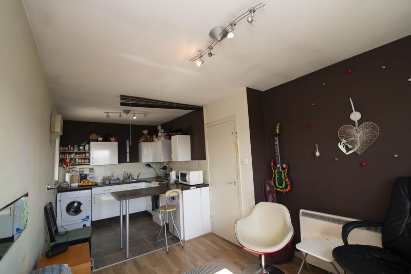 Flat Dykemuir Street in Glasgow