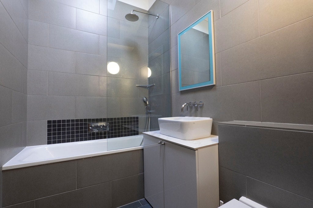 Flat Fulham Road in Greater London