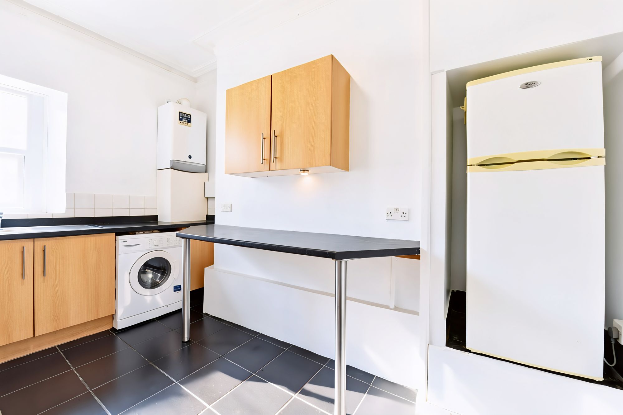 Flat Clytha Square in Newport