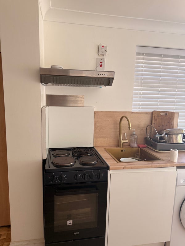 Room Marvels Lane in Greater London