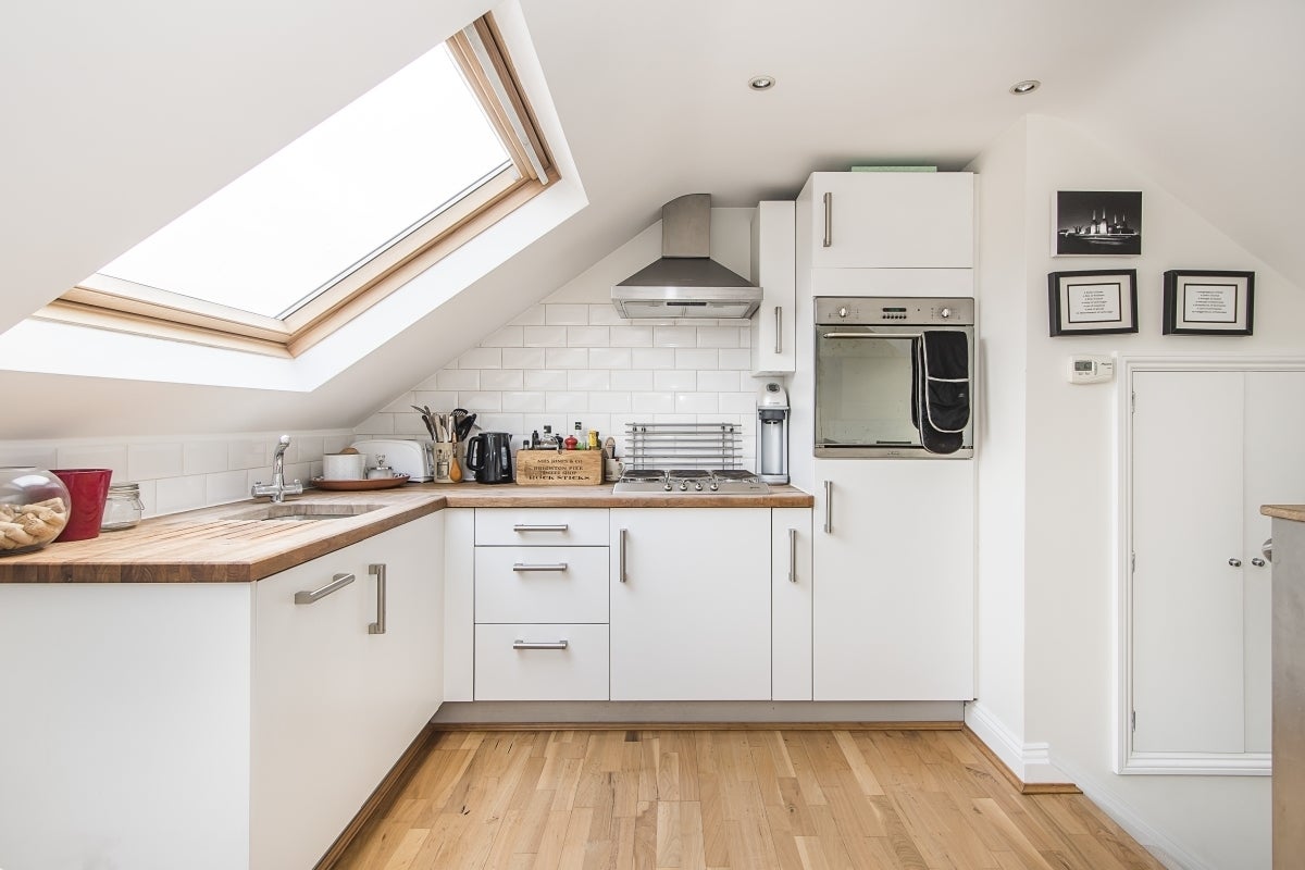 Flat Brayburne Avenue in Greater London