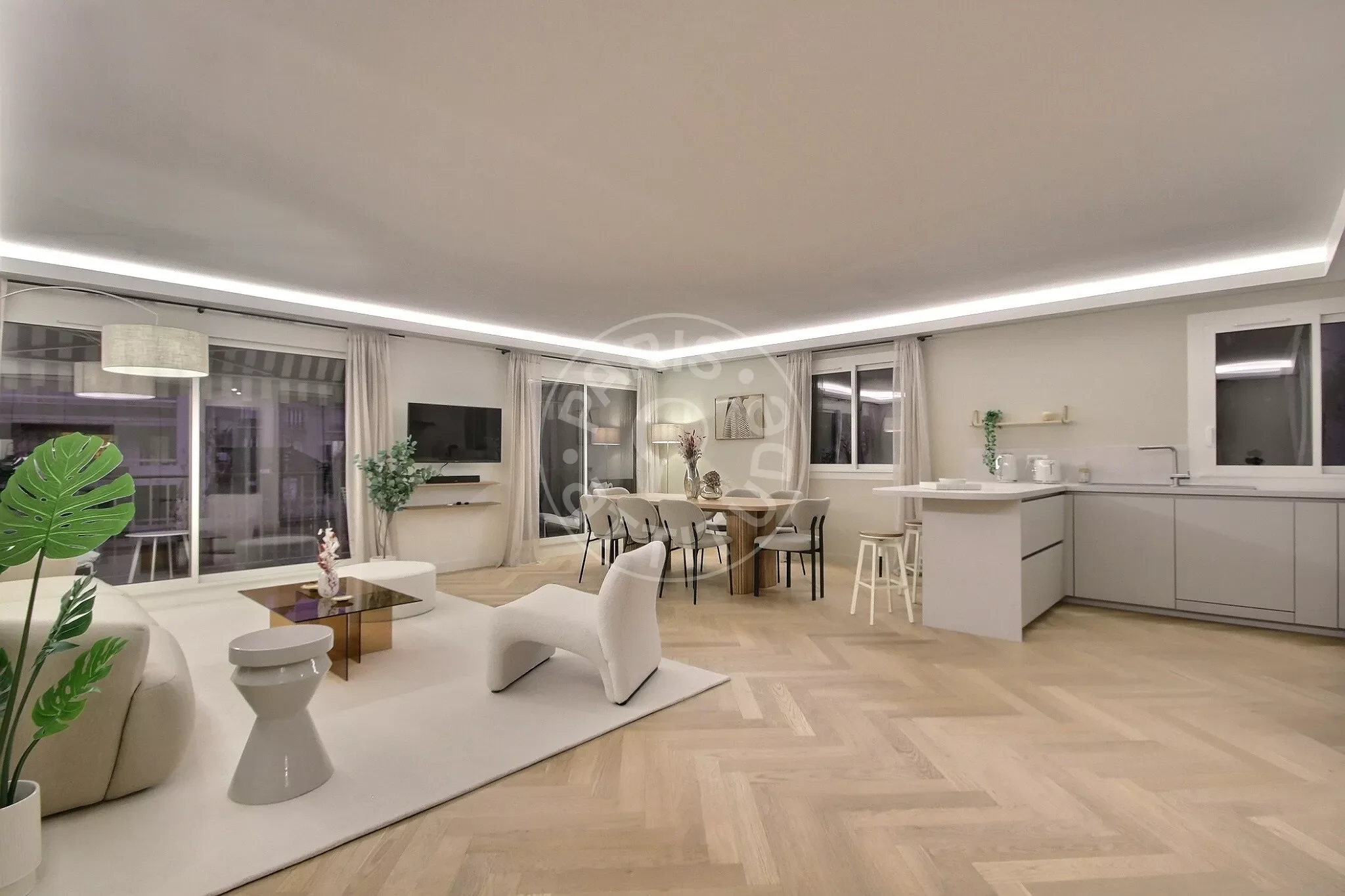 Flat Rue Olier in Paris