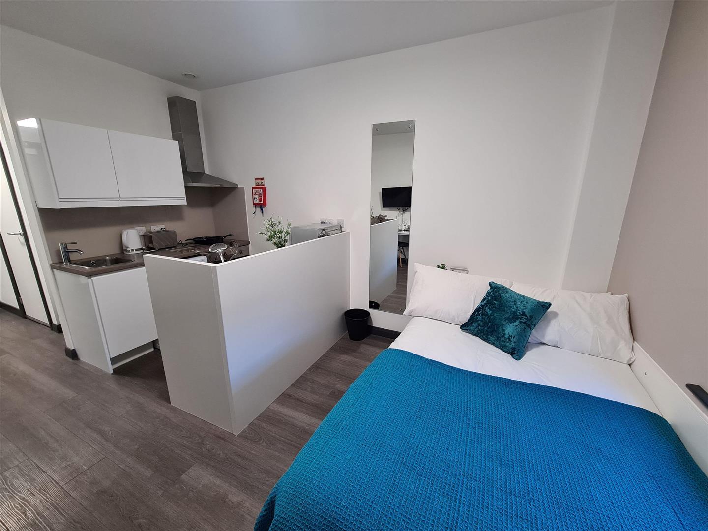 Room St James Street in Newcastle upon Tyne