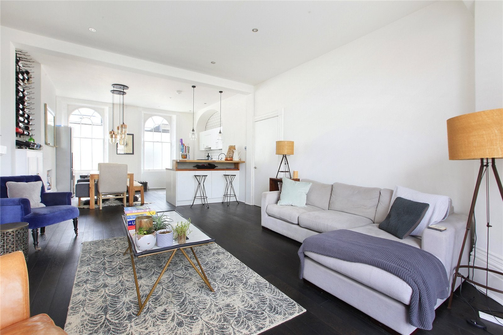Flat Regis Place in Greater London