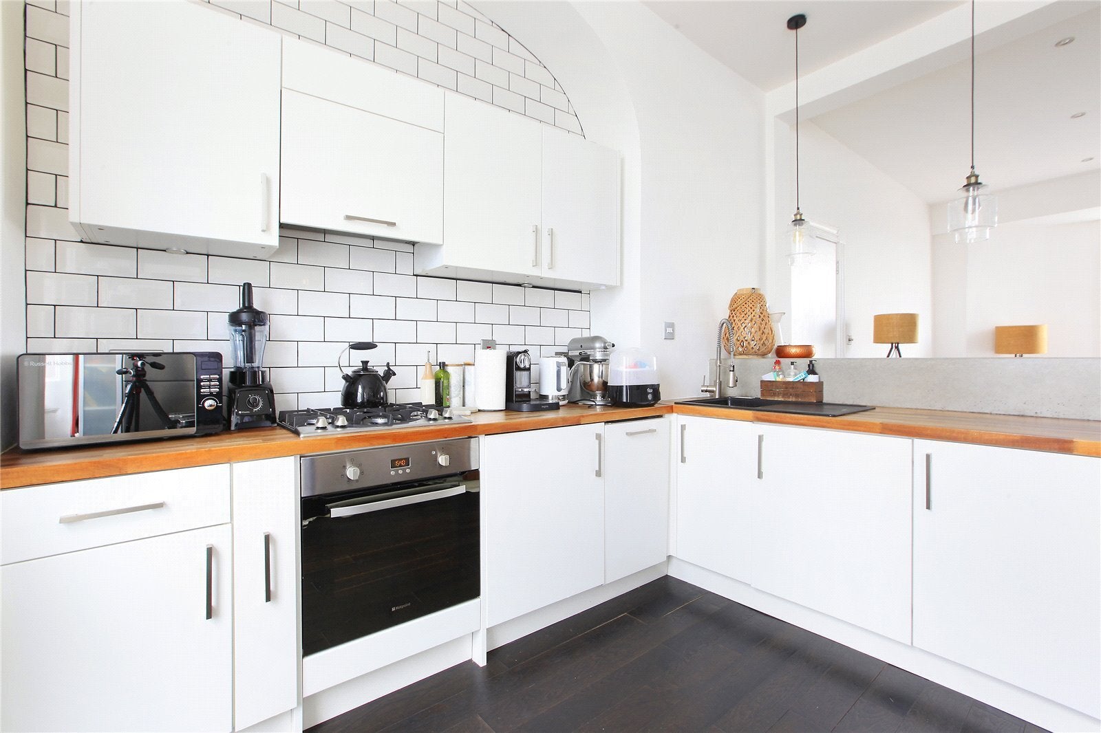 Flat Regis Place in Greater London