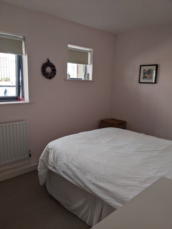 Flat Ecclesbourne Road in Greater London
