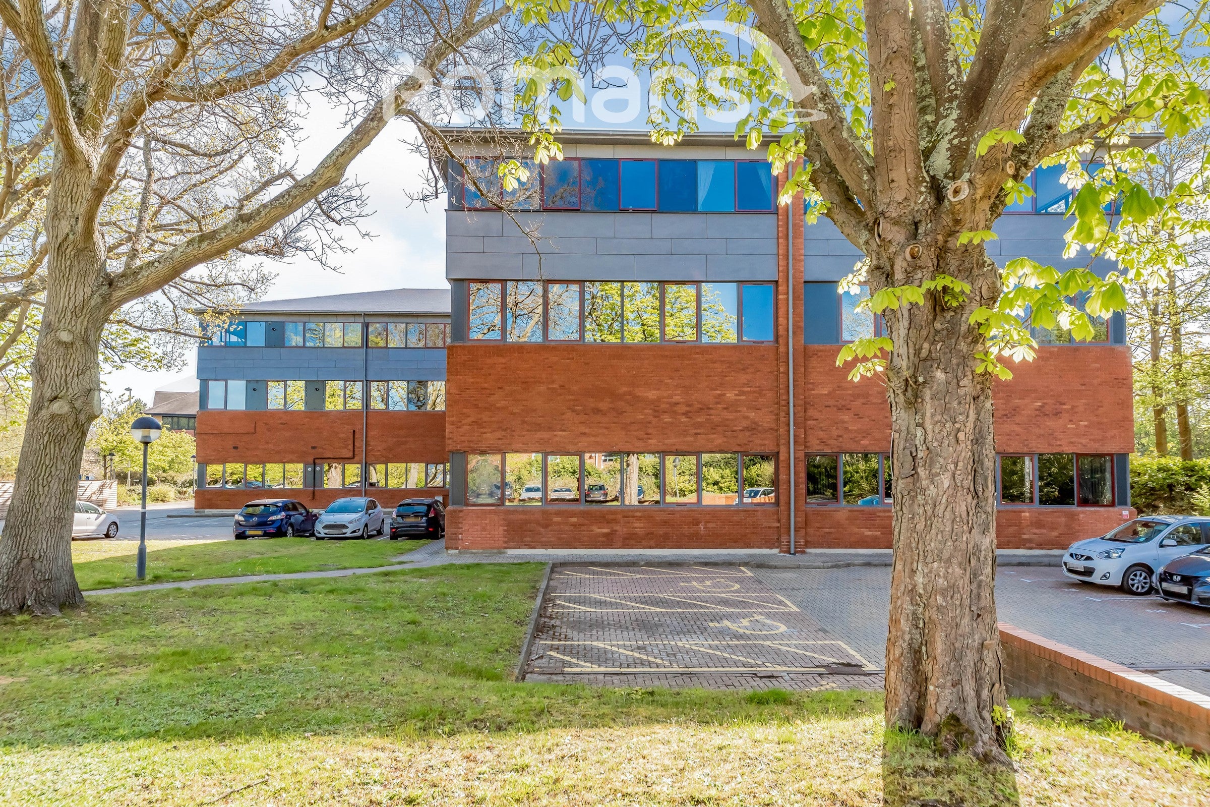 Flat Harvest Crescent in Hart