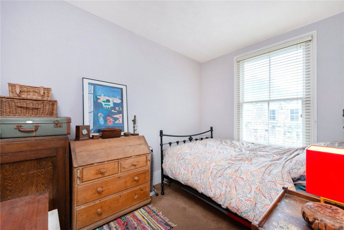 Flat Casella Road in Greater London
