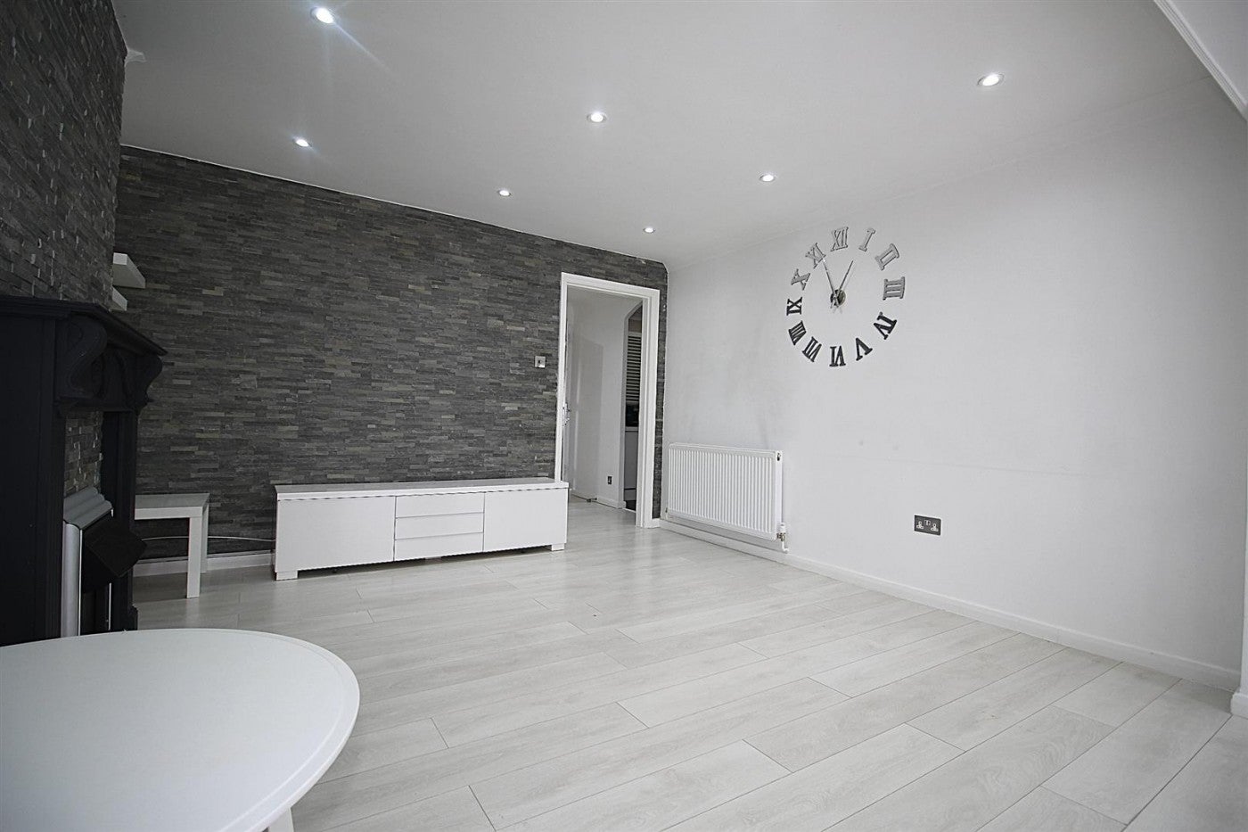 House Elderbeck Close in Broxbourne