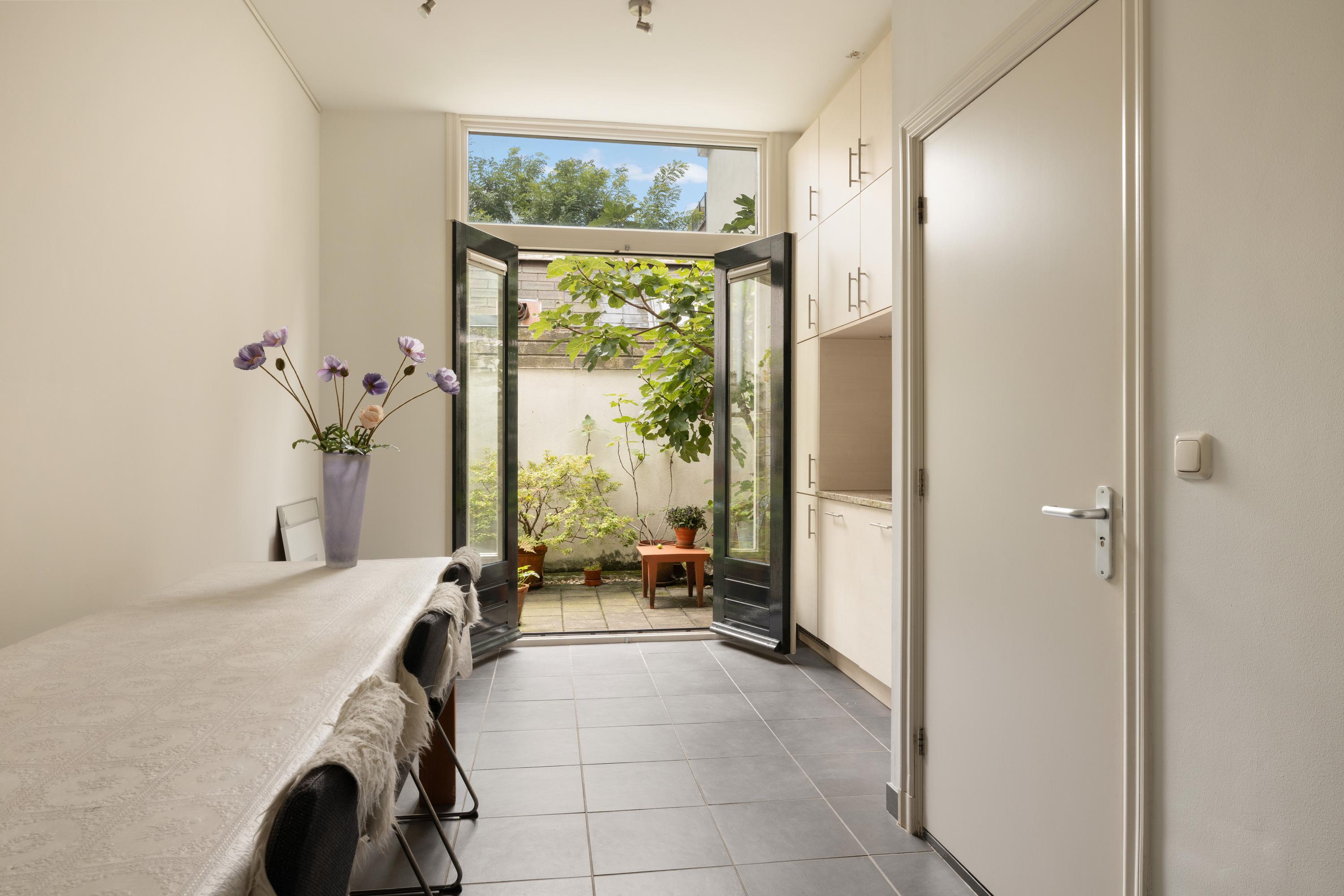 Appartement te koop: Eerste Bloemdwarsstraat 18A, Amsterdam