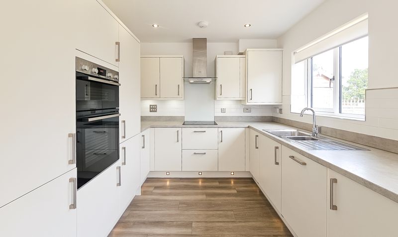 House Whitethorn Avenue in Harrogate
