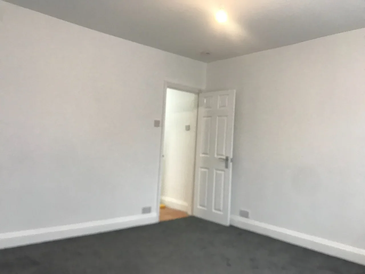 Flat Staines Road in Greater London