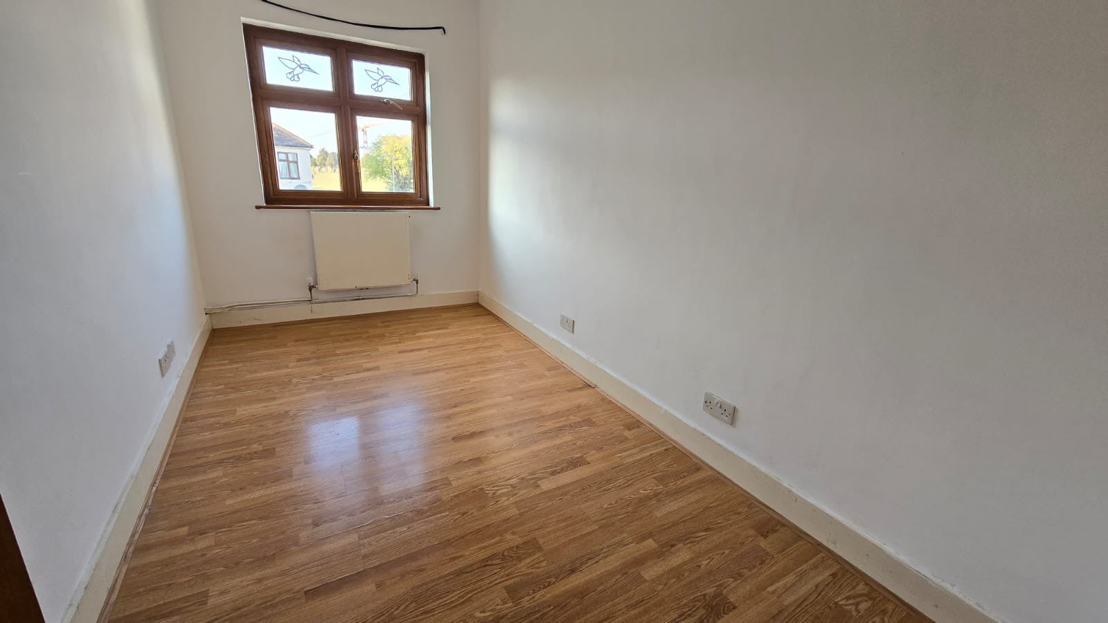 House Braintree Avenue in Greater London
