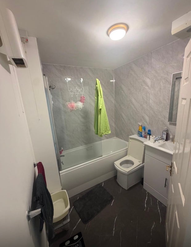 Room John Smeaton Court in Manchester