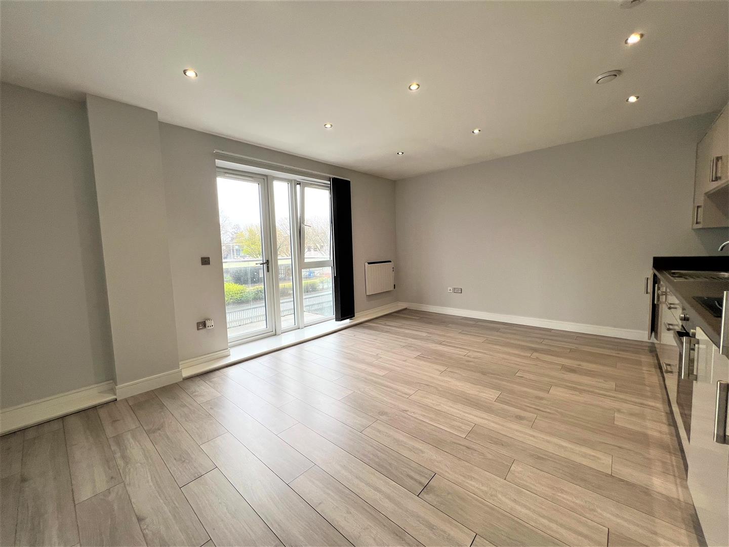 Flat Victoria Avenue in Southend-on-Sea
