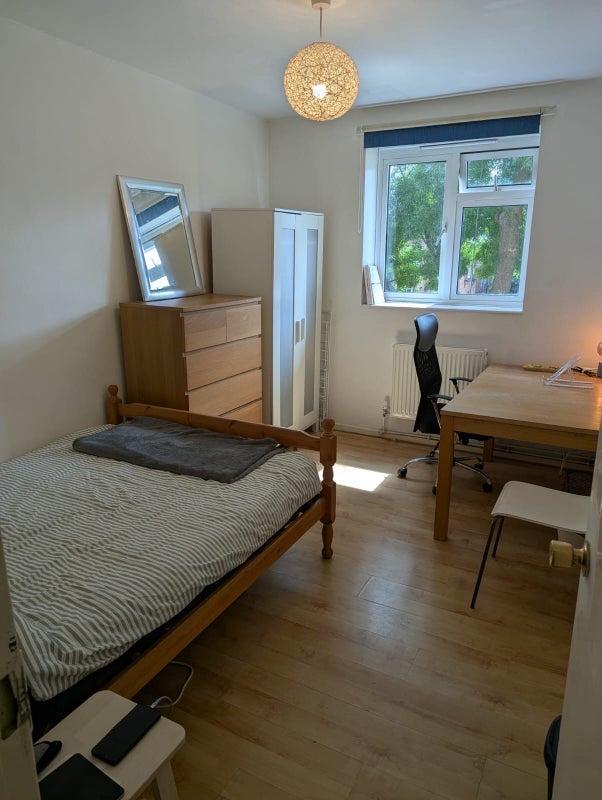 Room Webber Street in Greater London
