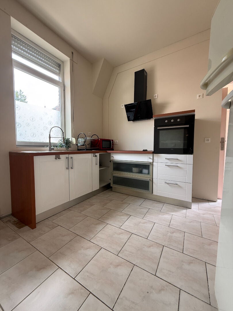 Room Rue Jean-Baptiste Lebas in Croix