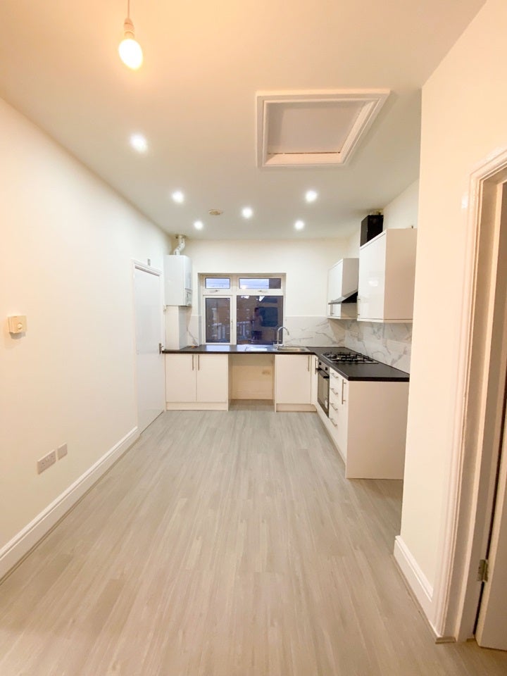 Flat Goring Road in Coventry