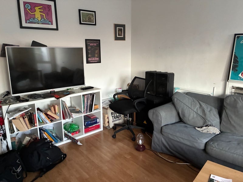 Room Fellows Court in Greater London