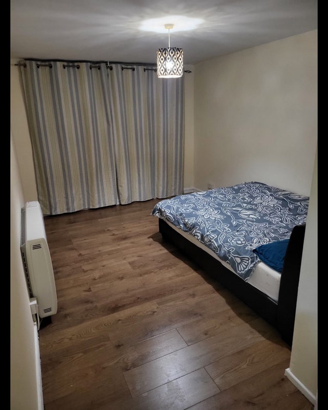 Room Phipps Street in Bristol