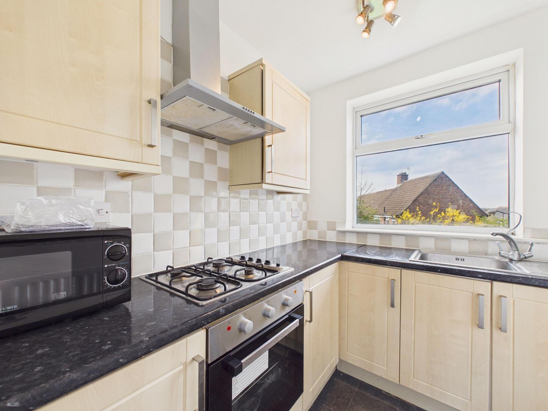 Flat Angerton Gardens in Newcastle upon Tyne